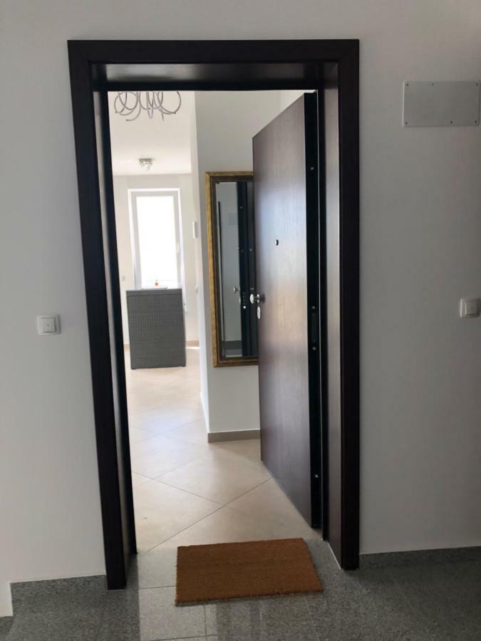 Apartment Zeljkica - Villa Sunce セニ エクステリア 写真